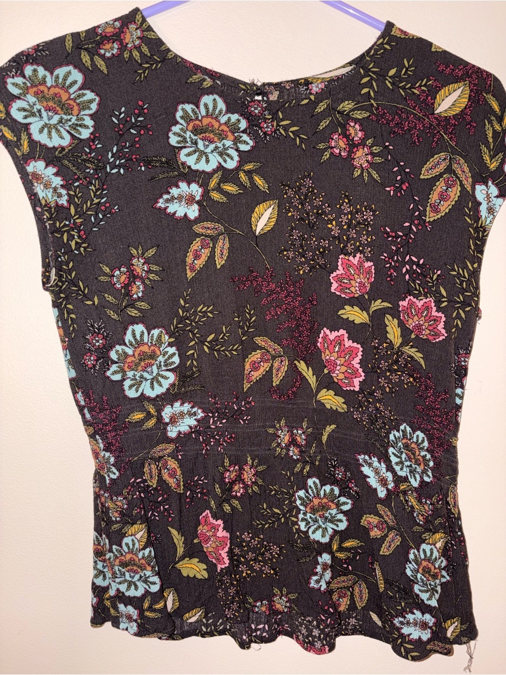 Maurices Black Floral Cap Sleeve Top